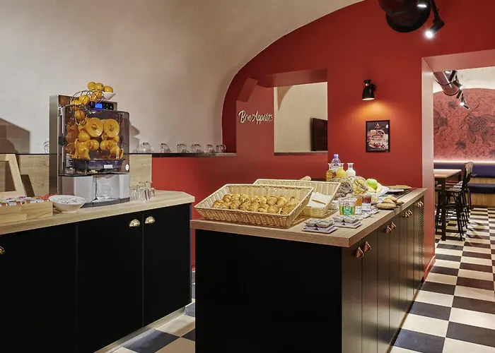 Hotel Ibis Styles Paris Gare De L'Est Magenta